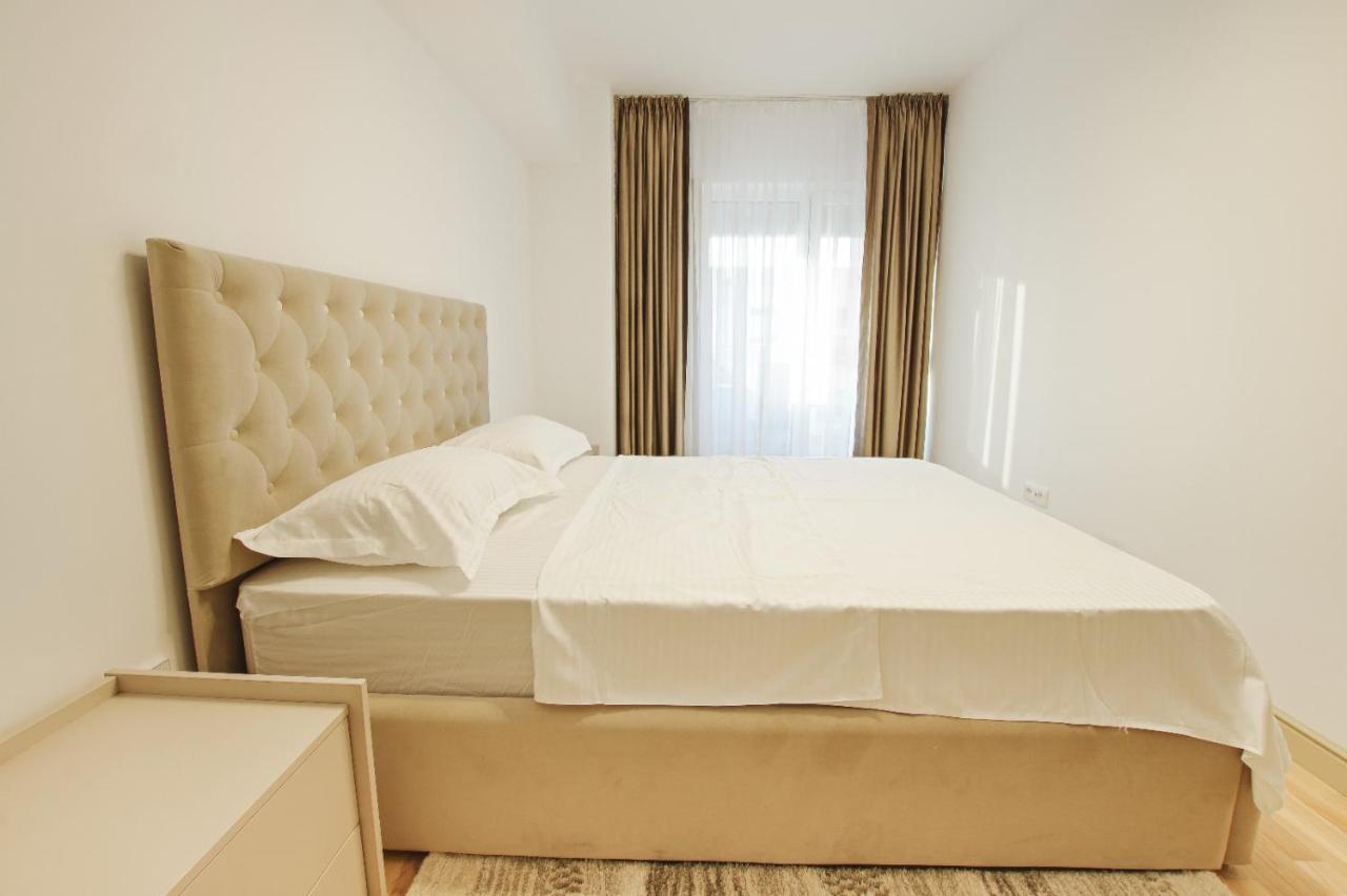Himson-Beige Apartment Ясси Екстер'єр фото