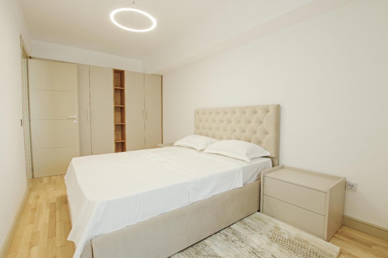 Himson-Beige Apartment Ясси Екстер'єр фото