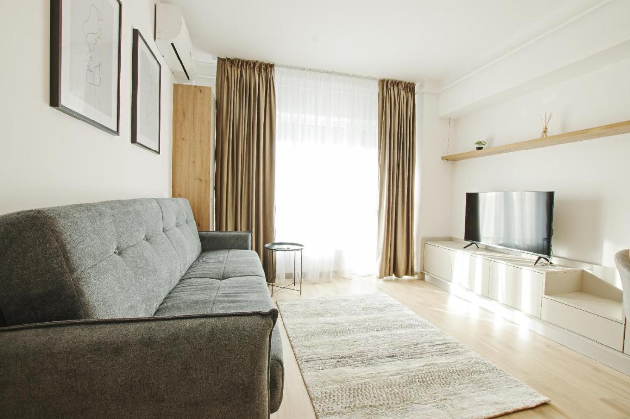 Himson-Beige Apartment Ясси Екстер'єр фото